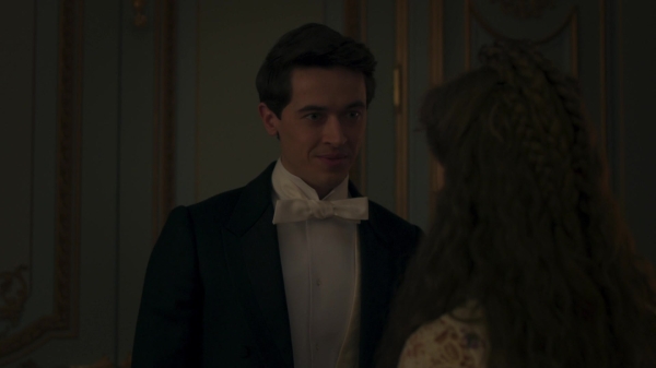The_Gilded_Age_S01E05_Charity_Has_Two_Functions_1080p__6279.jpg