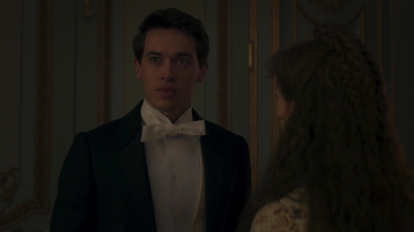 The_Gilded_Age_S01E05_Charity_Has_Two_Functions_1080p__6281.jpg