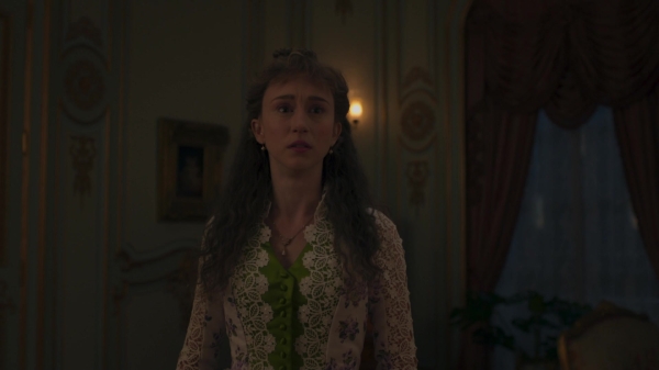 Click to view full size image
==============
The_Gilded_Age_S01E05_Charity_Has_Two_Functions_1080p__6349.jpg The_Gilded_Age_S01E05_Charity_Has_Two_Functions_1080p__6349.jpg