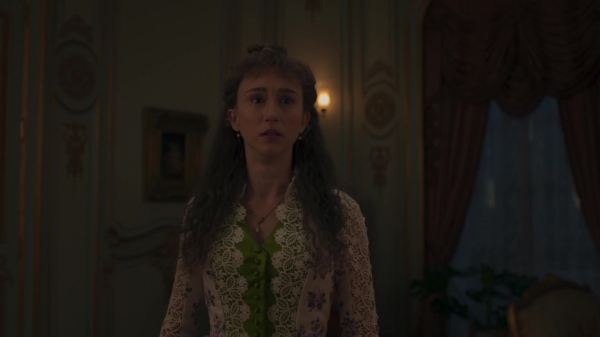 Click to view full size image
==============
The_Gilded_Age_S01E05_Charity_Has_Two_Functions_1080p__6350.jpg The_Gilded_Age_S01E05_Charity_Has_Two_Functions_1080p__6350.jpg
