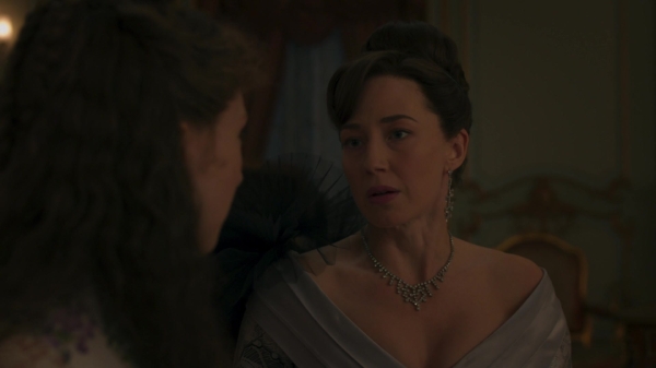 Click to view full size image
==============
The_Gilded_Age_S01E05_Charity_Has_Two_Functions_1080p__6526.jpg The_Gilded_Age_S01E05_Charity_Has_Two_Functions_1080p__6526.jpg
