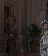 The_Gilded_Age_S01E05_Charity_Has_Two_Functions_1080p__0352.jpg