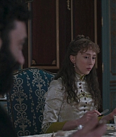 The_Gilded_Age_S01E05_Charity_Has_Two_Functions_1080p__0884.jpg