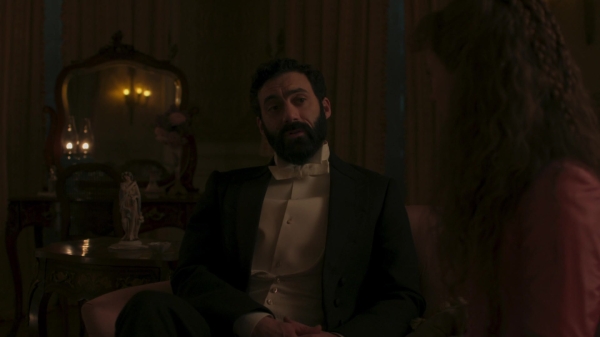 Click to view full size image
==============
The_Gilded_Age_S01E06_Heads_Have_Rolled_For_Less_1080p__2673.jpg The_Gilded_Age_S01E06_Heads_Have_Rolled_For_Less_1080p__2673.jpg