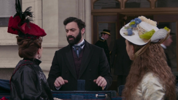 Click to view full size image
==============
The_Gilded_Age_S01E07_Irresistible_Change_1080p__0943.jpg The_Gilded_Age_S01E07_Irresistible_Change_1080p__0943.jpg