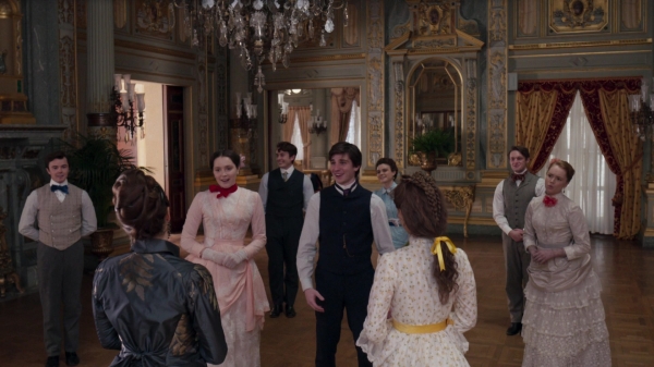 The_Gilded_Age_S01E08_Tucked_Up_In_Newport_1080p__1571.jpg