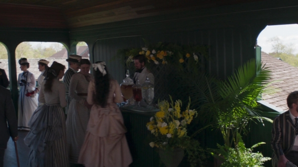 The_Gilded_Age_S01E08_Tucked_Up_In_Newport_1080p__3915.jpg