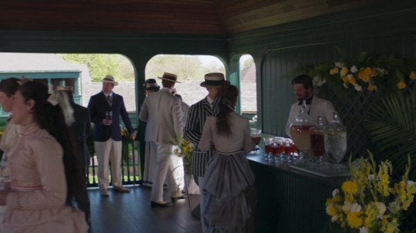 Click to view full size image
==============
The_Gilded_Age_S01E08_Tucked_Up_In_Newport_1080p__3923.jpg The_Gilded_Age_S01E08_Tucked_Up_In_Newport_1080p__3923.jpg