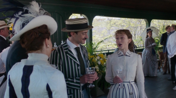 Click to view full size image
==============
The_Gilded_Age_S01E08_Tucked_Up_In_Newport_1080p__3940.jpg The_Gilded_Age_S01E08_Tucked_Up_In_Newport_1080p__3940.jpg