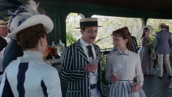 The_Gilded_Age_S01E08_Tucked_Up_In_Newport_1080p__3943.jpg