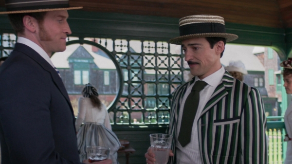 The_Gilded_Age_S01E08_Tucked_Up_In_Newport_1080p__4110.jpg