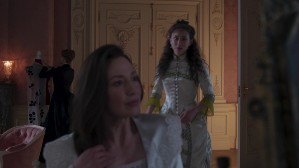 Click to view full size image
==============
The_Gilded_Age_S01E09_Let_The_Tournament_Begin_1080p__5428.jpg The_Gilded_Age_S01E09_Let_The_Tournament_Begin_1080p__5428.jpg