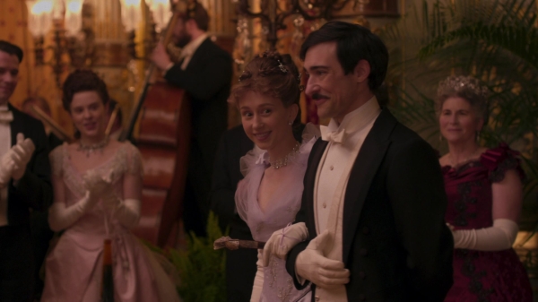 Click to view full size image
==============
The_Gilded_Age_S01E09_Let_The_Tournament_Begin_1080p__7444.jpg The_Gilded_Age_S01E09_Let_The_Tournament_Begin_1080p__7444.jpg