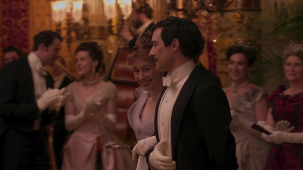 Click to view full size image
==============
The_Gilded_Age_S01E09_Let_The_Tournament_Begin_1080p__7446.jpg The_Gilded_Age_S01E09_Let_The_Tournament_Begin_1080p__7446.jpg