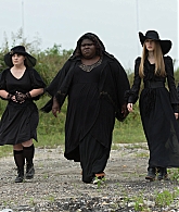 AHS_EP005_093013_0183.jpg