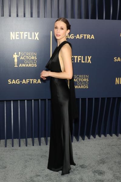 30thAnnualScreenActorsGuildAwards_Arrivals24_281229.jpg