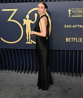 30thAnnualScreenActorsGuildAwards_Arrivals24_282029.jpg