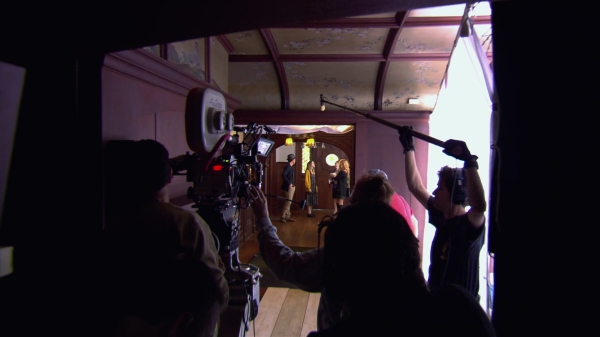 Click to view full size image
==============
BehindFright_TheMakingOfAHS_Featurette_0176.jpg BehindFright_TheMakingOfAHS_Featurette_0176.jpg