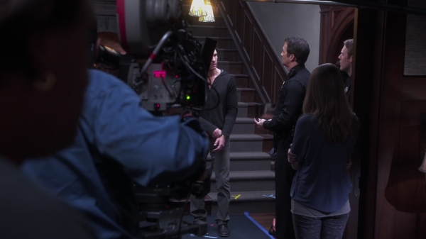 Click to view full size image
==============
BehindFright_TheMakingOfAHS_Featurette_0547.jpg BehindFright_TheMakingOfAHS_Featurette_0547.jpg