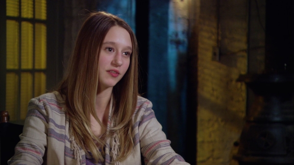 BehindFright_TheMakingOfAHS_Featurette_1297.jpg