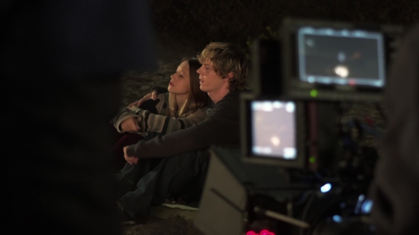 Click to view full size image
==============
BehindFright_TheMakingOfAHS_Featurette_1314.jpg BehindFright_TheMakingOfAHS_Featurette_1314.jpg