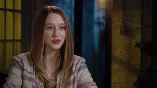 BehindFright_TheMakingOfAHS_Featurette_1605.jpg