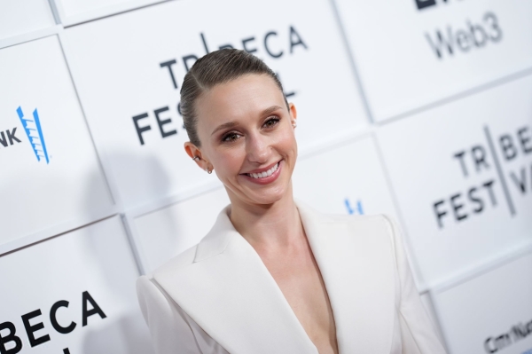 Click to view full size image
==============
TheGildedAge_S3_Premiere_TribecaFF_TFN_28129.jpg TheGildedAge_S3_Premiere_TribecaFF_TFN_28129.jpg