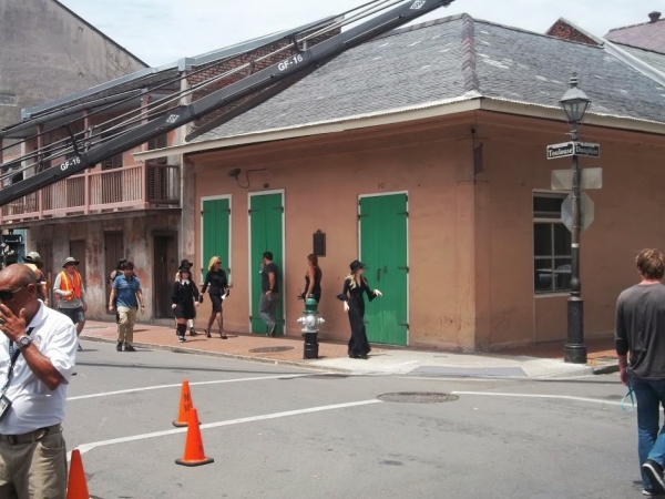 AHSCoven_Set_BTS_2013_28129.jpg