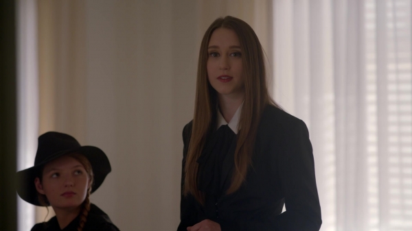 Click to view full size image
==============
American_Horror_Story_S08E10_Apocalypse_Then_1080p_5412.jpg American_Horror_Story_S08E10_Apocalypse_Then_1080p_5412.jpg