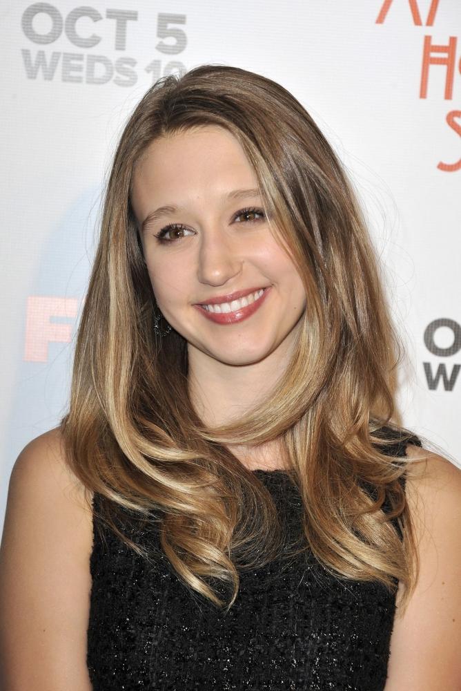 Click to view full size image
==============
TaissaFarmiga_AHS_Season1_Premiere_2011_28629.jpg TaissaFarmiga_AHS_Season1_Premiere_2011_28629.jpg