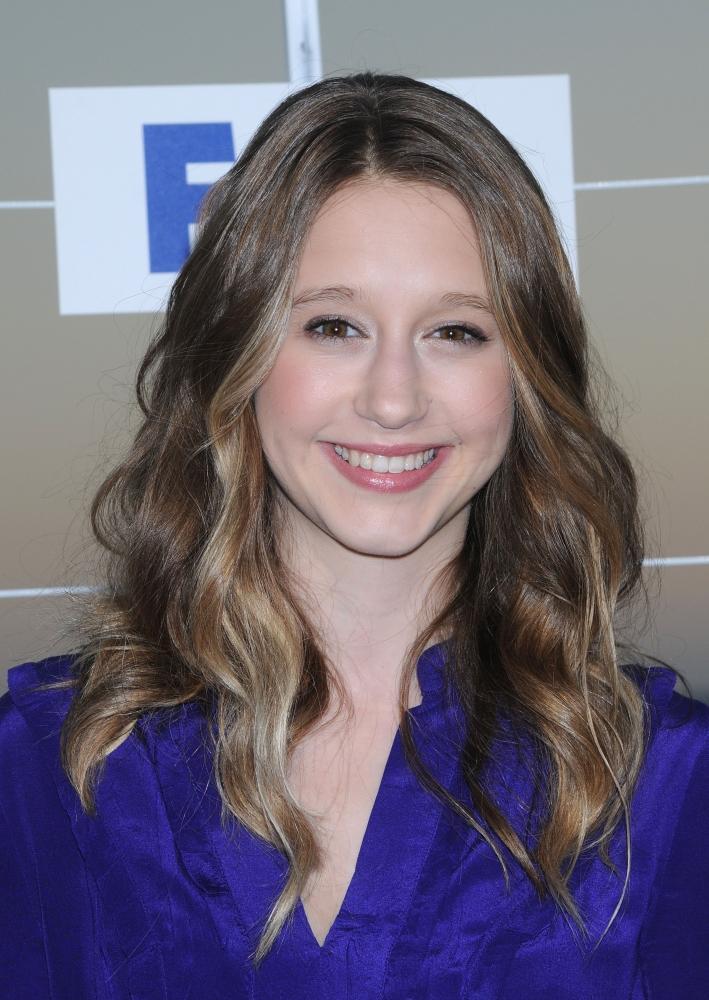 Click to view full size image
==============
TaissaFarmiga_FOXAllStarParty_Arrivals_2011_281029.jpg TaissaFarmiga_FOXAllStarParty_Arrivals_2011_281029.jpg