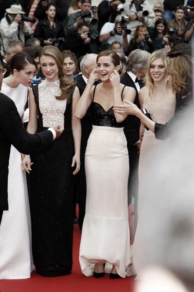 Click to view full size image
==============
TheBlingRing_Premiere_Cannes_2013_282329.jpg TheBlingRing_Premiere_Cannes_2013_282329.jpg
