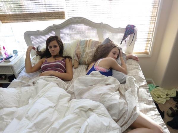 TheBlingRing_Stills_2013_28329.JPG