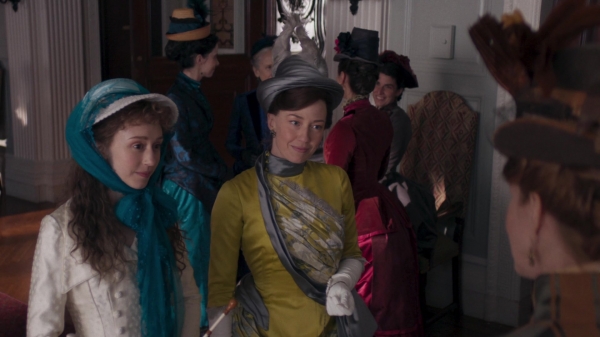 Click to view full size image
==============
The_Gilded_Age_S01E01_Never_The_New_1080p_05988.jpg The_Gilded_Age_S01E01_Never_The_New_1080p_05988.jpg