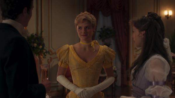 Click to view full size image
==============
The_Gilded_Age_S01E01_Never_The_New_1080p_09881.jpg The_Gilded_Age_S01E01_Never_The_New_1080p_09881.jpg