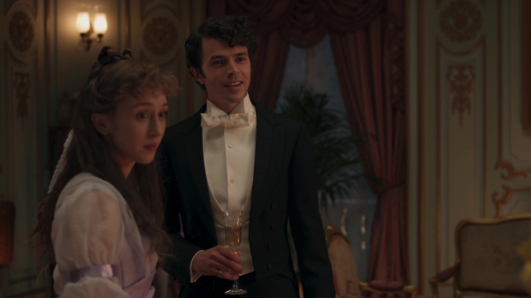 Click to view full size image
==============
The_Gilded_Age_S01E01_Never_The_New_1080p_10045.jpg The_Gilded_Age_S01E01_Never_The_New_1080p_10045.jpg