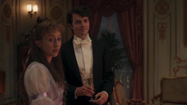 Click to view full size image
==============
The_Gilded_Age_S01E01_Never_The_New_1080p_10048.jpg The_Gilded_Age_S01E01_Never_The_New_1080p_10048.jpg