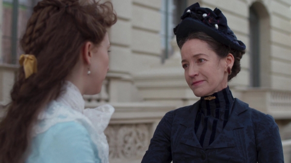 Click to view full size image
==============
The_Gilded_Age_S01E04_A_Long_Ladder_1080p_1800.jpg The_Gilded_Age_S01E04_A_Long_Ladder_1080p_1800.jpg