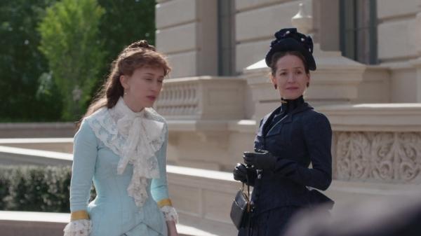 The_Gilded_Age_S01E04_A_Long_Ladder_1080p_1811.jpg