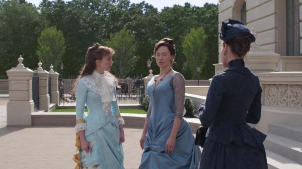 The_Gilded_Age_S01E04_A_Long_Ladder_1080p_1865.jpg