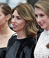 TheBlingRing_Premiere_Cannes_2013_282929.jpg