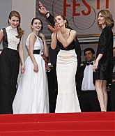 TheBlingRing_Premiere_Cannes_2013_283929.jpg